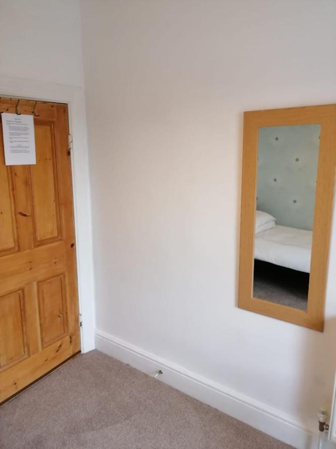 Bed and Breakfast Y Garreg Wen Llanybyther Exteriér fotografie